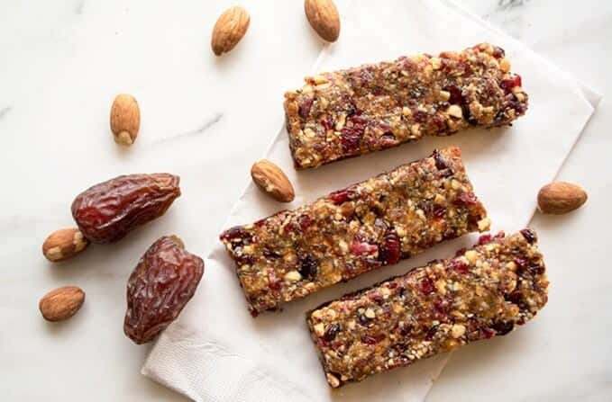 Are Dates the Best Natural Energy Snack Before Exercise?