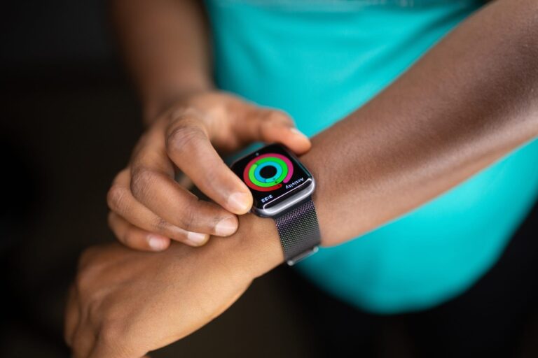 How to Track & Analyze Workouts on Apple Watch